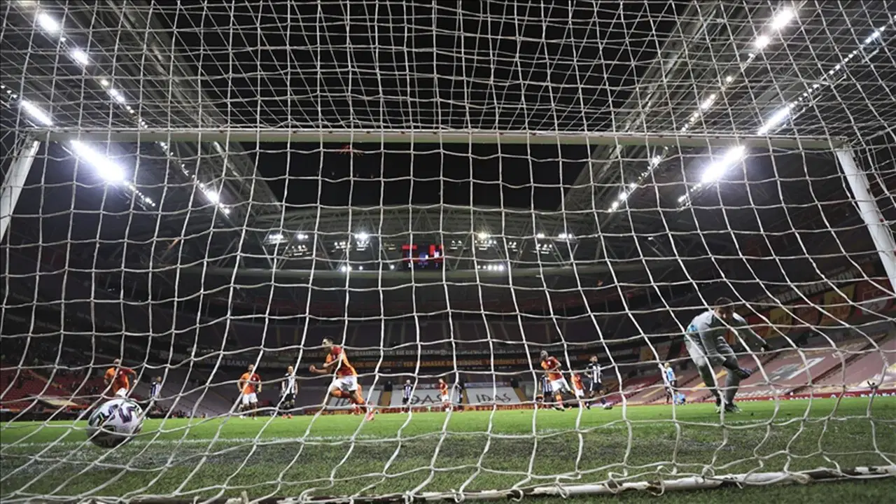AYM, TFF’nin futbol yayınlarına ilişkin erişim engelleme yetkisini iptal etti