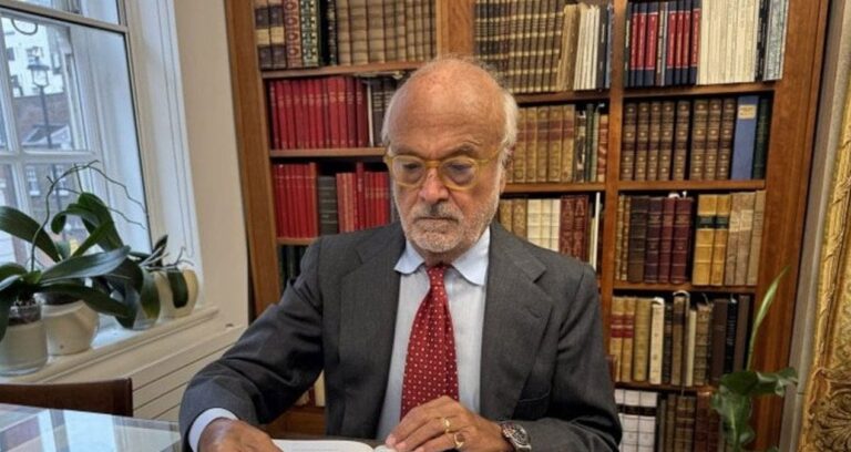 100 milyon dolarlik sirri 50 yil boyunca sakladi sonunda ortaya cikti 7gPZHd3r.jpg