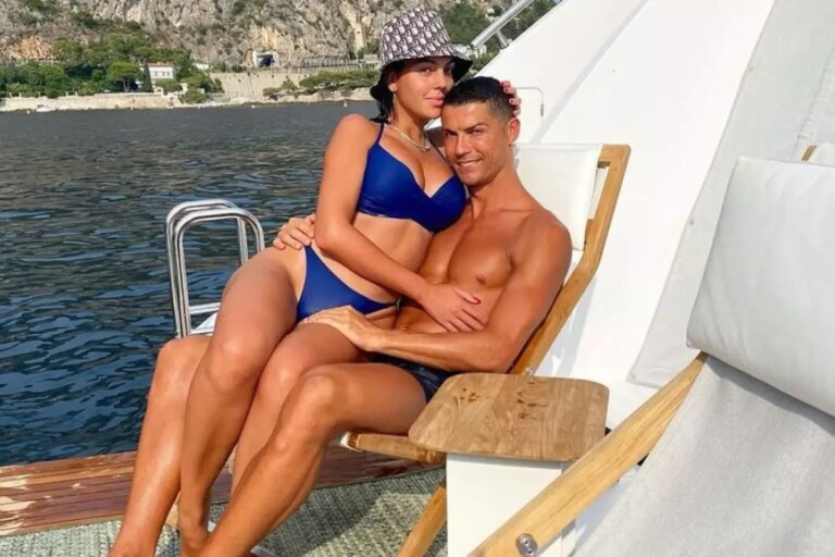 cristiano ronaldodan sevgilisine servet degerinde yuzuk kXePKupe.jpg
