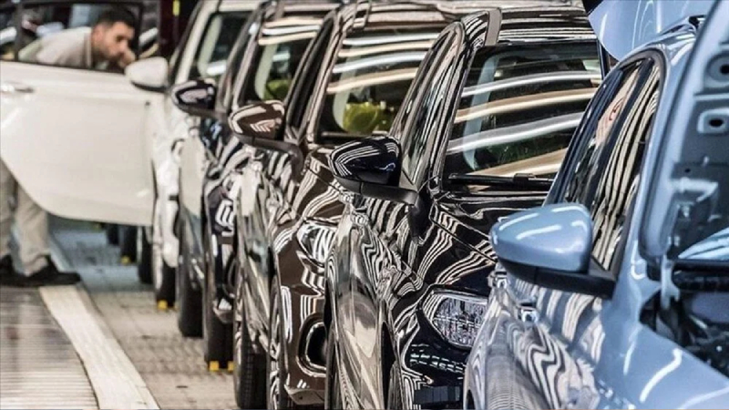 odmd listeyi acikladi ekim ayinin en cok satan otomobilleri belli oldu umJW86Mh.jpg