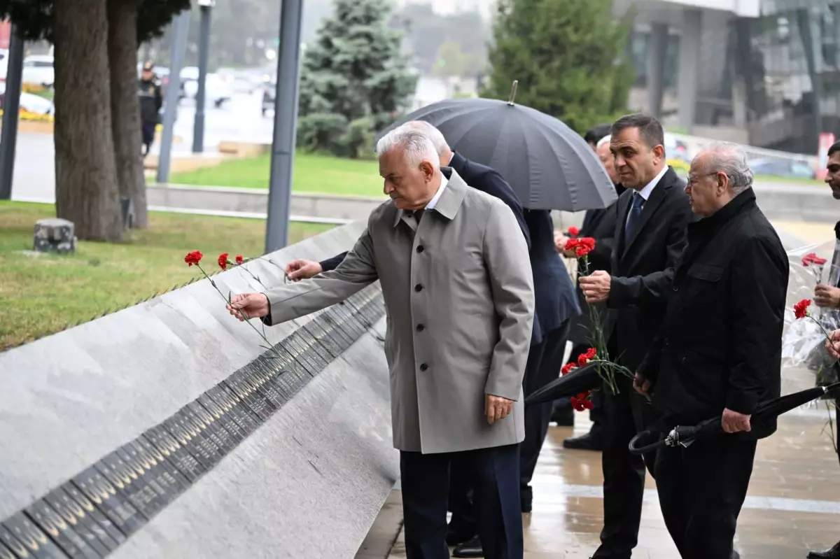 tdt aksakallar heyeti baskan yildirim azerbaycanda X12Uhkn4.jpg