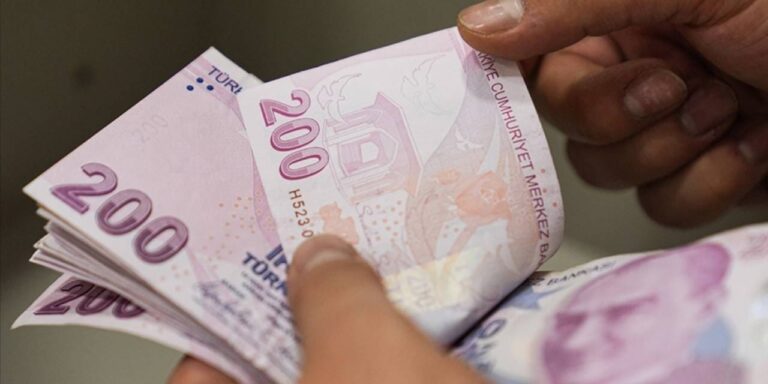 asgari-ucret-en-az-39-bin-tl-olmali-8mU1J17t.jpg