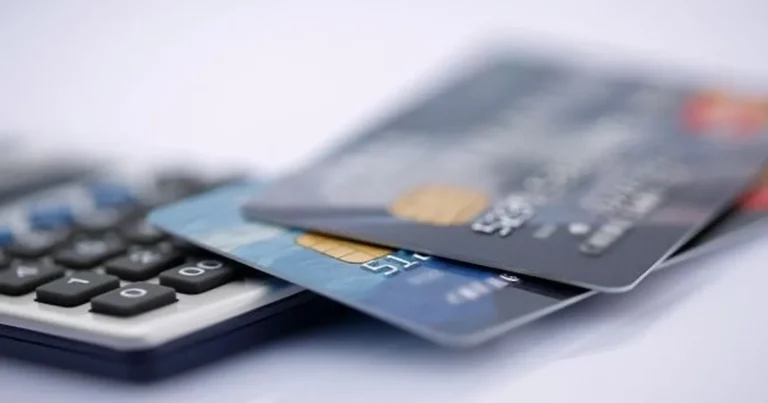 kredi-kartlarinda-yeni-donem-basliyor-glsgygBs.webp