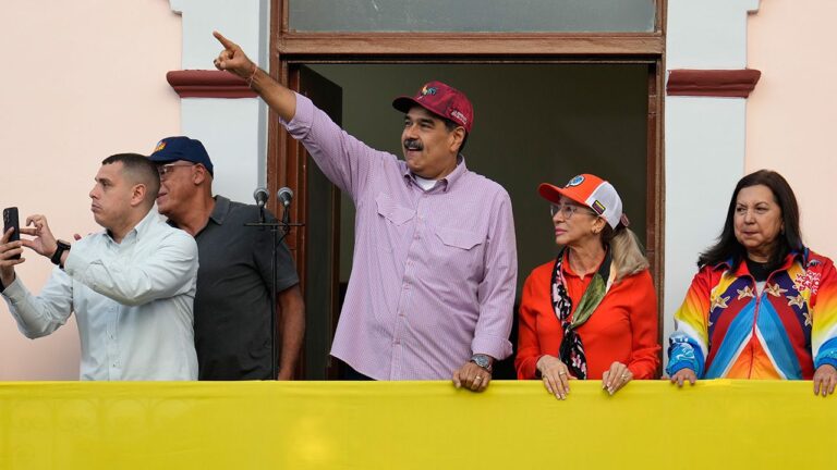 venezuela-komunist-partisinden-maduroya-trump-cagrisi-GPLVlVM6.jpg
