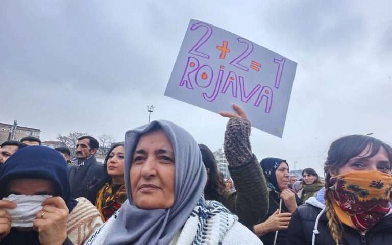 istanbuldaki-rojava-protestosuna-mudahale-CVUVSHPF.jpg