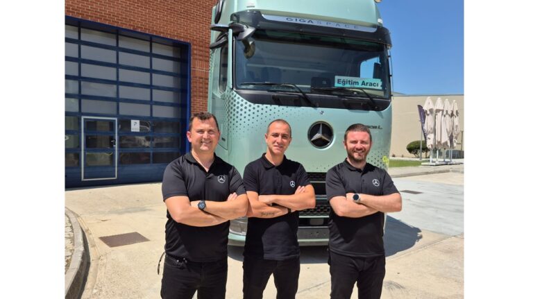 direksiyon-basinda-bilincli-guc-mercedes-benz-turkten-ekonomik-surus-egitimi-MTjkGsCp.jpg